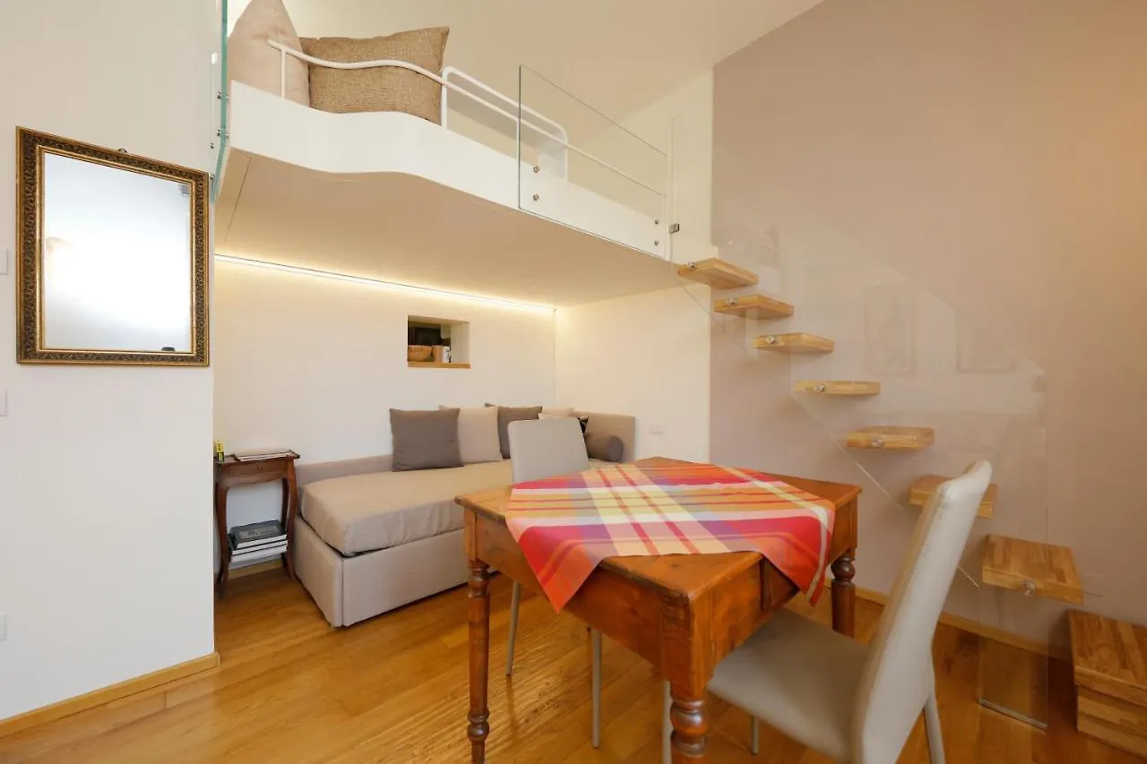 Siena Uptown - Sabrina'S Cozy Apartment