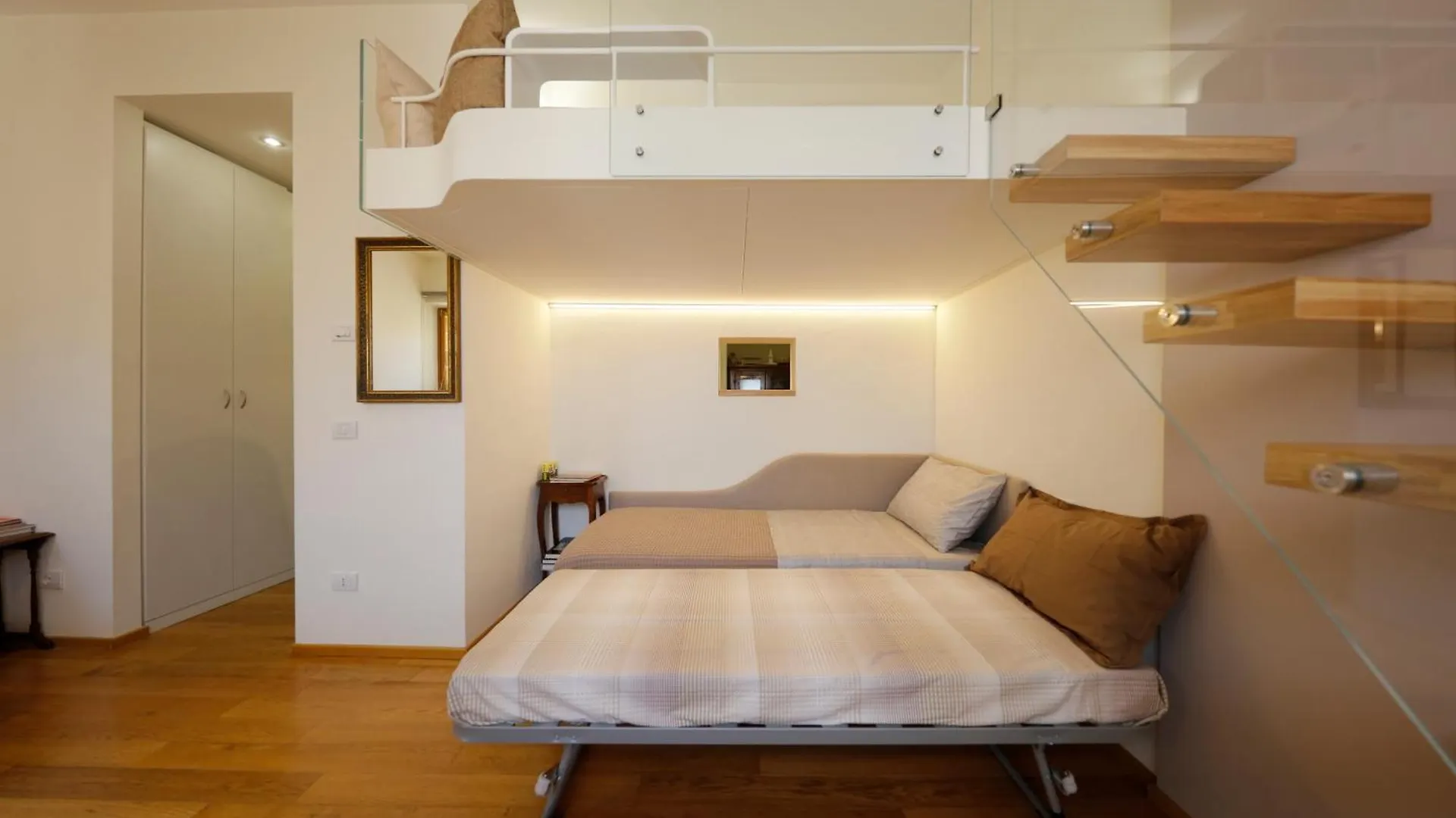 Siena Uptown - Sabrina'S Cozy Apartment 0*,
